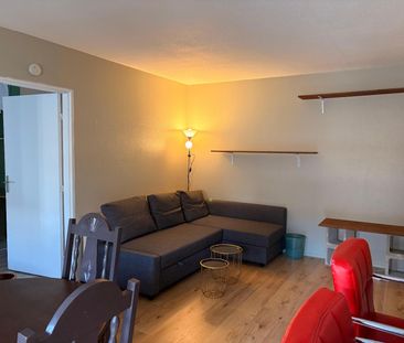 Location Appartement 2 pièces 43m² BORDEAUX 33000 - Photo 1