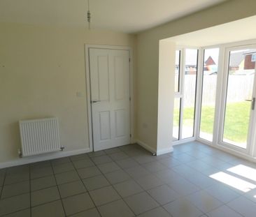 42, Meadowbout Way, Bowbrook, Shrewsbury, SY5 8QD - Photo 2