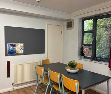 Premium Ensuite - Photo 4