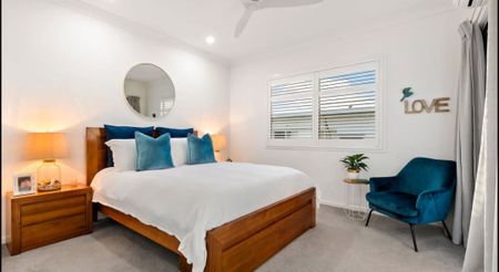 Modern Beachside Townhouse - Ready to Enjoy! - Photo 4