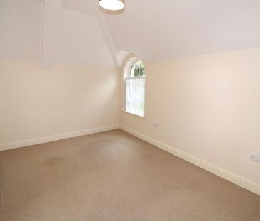 9 Glebe House, 99 Church Road, Newtownabbey, BT36 6HG - Photo 2