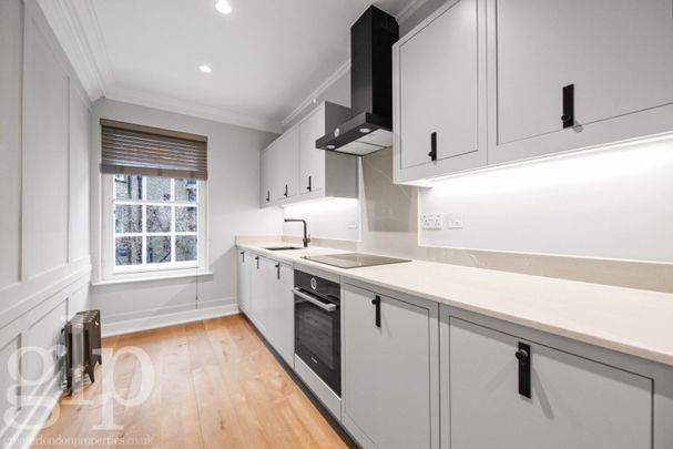 2 Bedroom Flat, Monmouth Street, WC2H - Photo 1