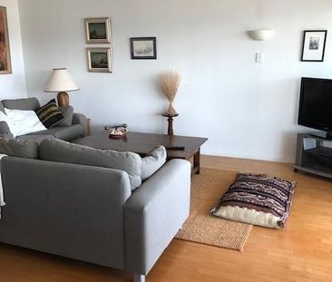 FULLY FURNISHED 2 BEDROOM APARTMENT IN ST HELIERS - Photo 2