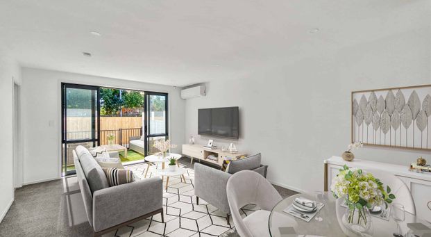 Lovely 2 bedroom townhouse - Photo 1