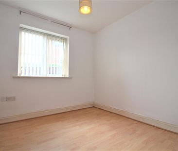 Cransley Close, Hamilton, Leicester, Leicestershire, LE5 1QQ - Photo 4