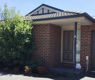 Stylish & Low-Maintenance Living in the Heart of Nunawading - Photo 5