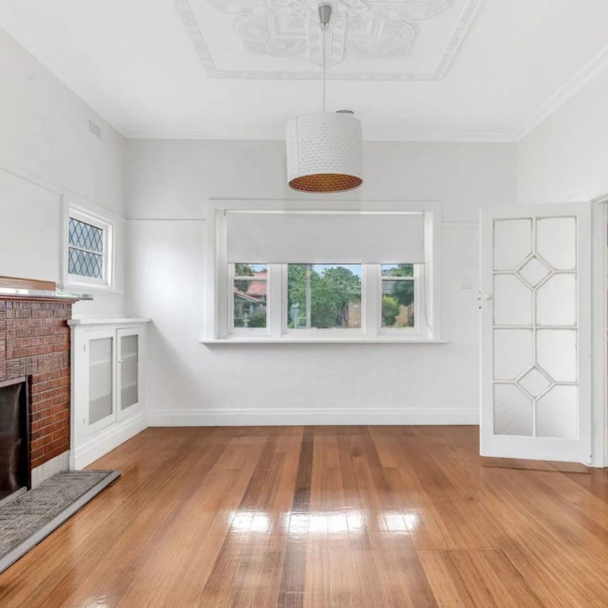 A Place to Call Home in the Heart of Werribee - Photo 1