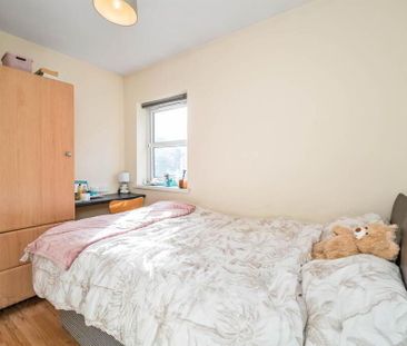 Great Apartment, 2b Rugby Avenue, Queens Quarter, Belfast, BT7 1RG - Photo 5