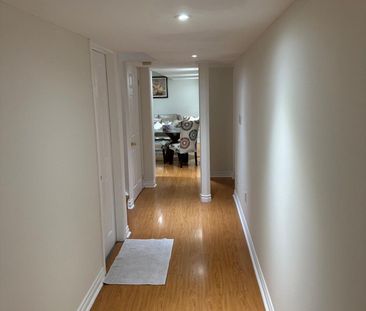 For Lease - 5415 Longford Drive, Mississauga, Ontario - Photo 3