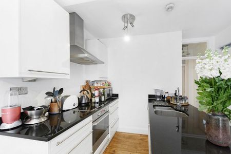 1 bedroom flat to rent - Photo 4