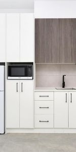 MODERN STUDIO APARTMENT - WATER, GAS AND INTERNET INCLUDED - Photo 3