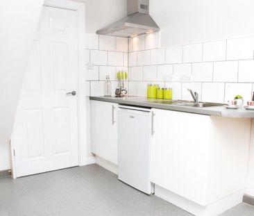 Studio to rent - Photo 5