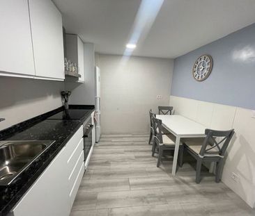 Piso de alquiler en Avinguda Ausiàs March, Campello Playa - Photo 6