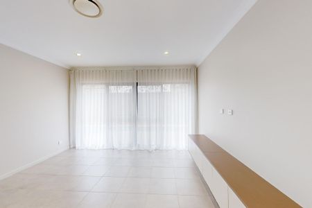 6 Emperor Parade, Chisholm NSW 2322 - Photo 3