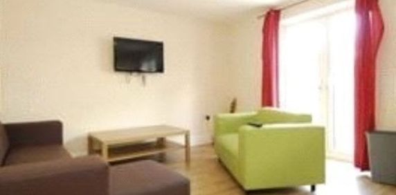 Quaker Lane, Plymouth, PL3 - Photo 2