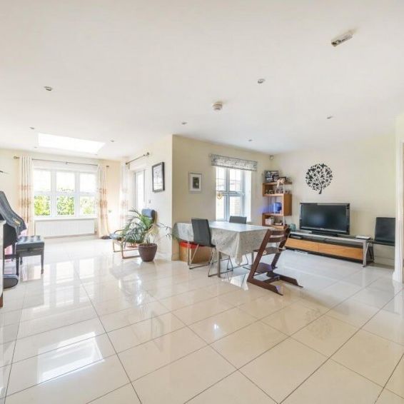 Baldwin Road, Watford - Photo 1