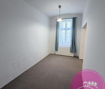 Pronájem bytu 2+1 48 m2 - Fotografie 2