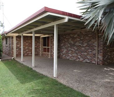 Spacious 4 Bedroom Family Home with Air-Conditioning & Outdoor Ente... - Photo 6