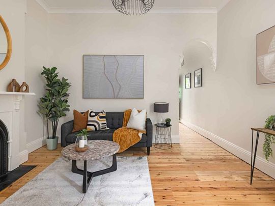 29 Elswick Street Petersham - Photo 1