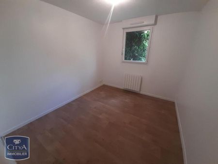 Location Appartement 3 pièces 60m² CHALON SUR SAONE 71100 - Photo 4