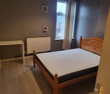 2 bedroom house share to rent - Photo 6