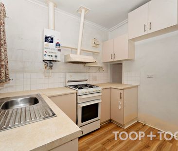 Affordable Two-Bedroom Unit Close to Amenities - Photo 2