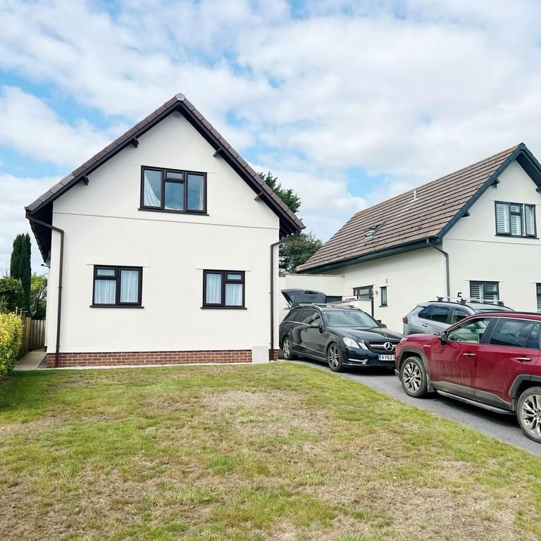 3 bedroom link detached house to rent - Photo 1