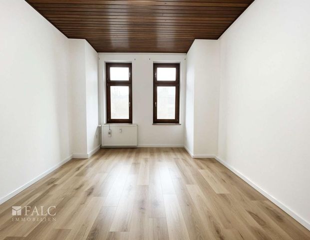 Renovierte Altbauwohnung mit Balkon - Foto 1