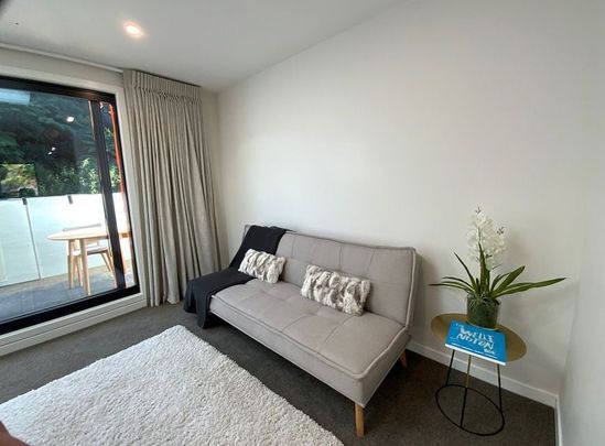 Charming 4BR Townhouse in Aro Valley - Photo 1