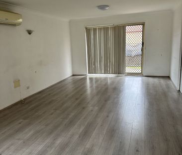 3 Bedroom Townhouse - Prime Position - Photo 1