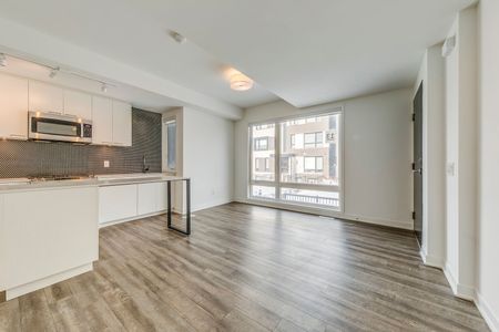 For Lease - 10 Ed Clark Gardens Boulevard Unit# 13, Toronto, Ontario - Photo 3