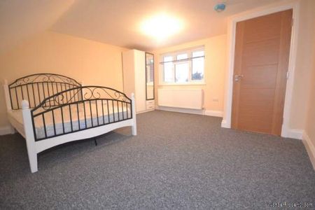 6 bedroom property to rent in Reading - Photo 3