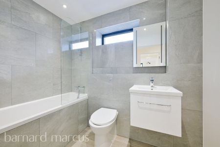 Bolters Lane, BANSTEAD - Photo 2