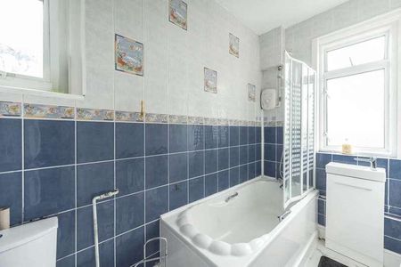 Pinner Road, Harrow, HA1 - Photo 4