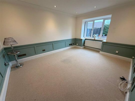 4 bedroom detached house to rent - Photo 1