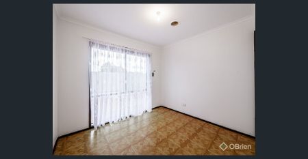 Location Location! - Photo 3