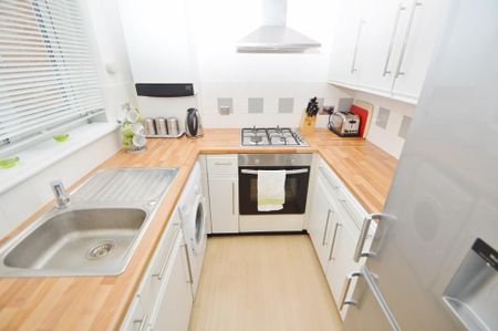 1 bedroom terraced house to rent - Photo 5