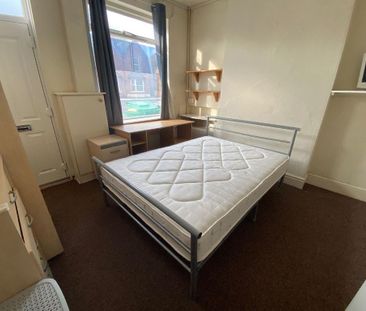 3 bedroom house to rent - Photo 2