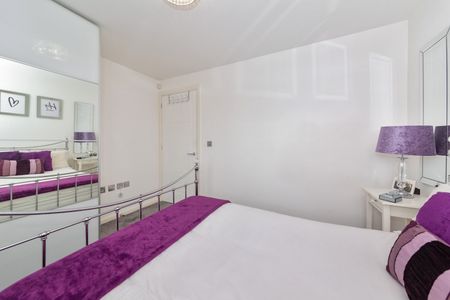 1 bed flat to rent in Cromdale Walk, Stevenage, Hertfordshire, SG1 - Photo 3