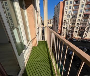 Location Appartement 3 pièces 54m² MARSEILLE 5ème - Photo 4