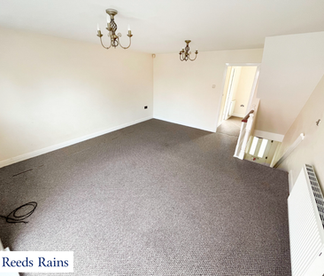 3 bedroom terraced house to rent - Photo 2