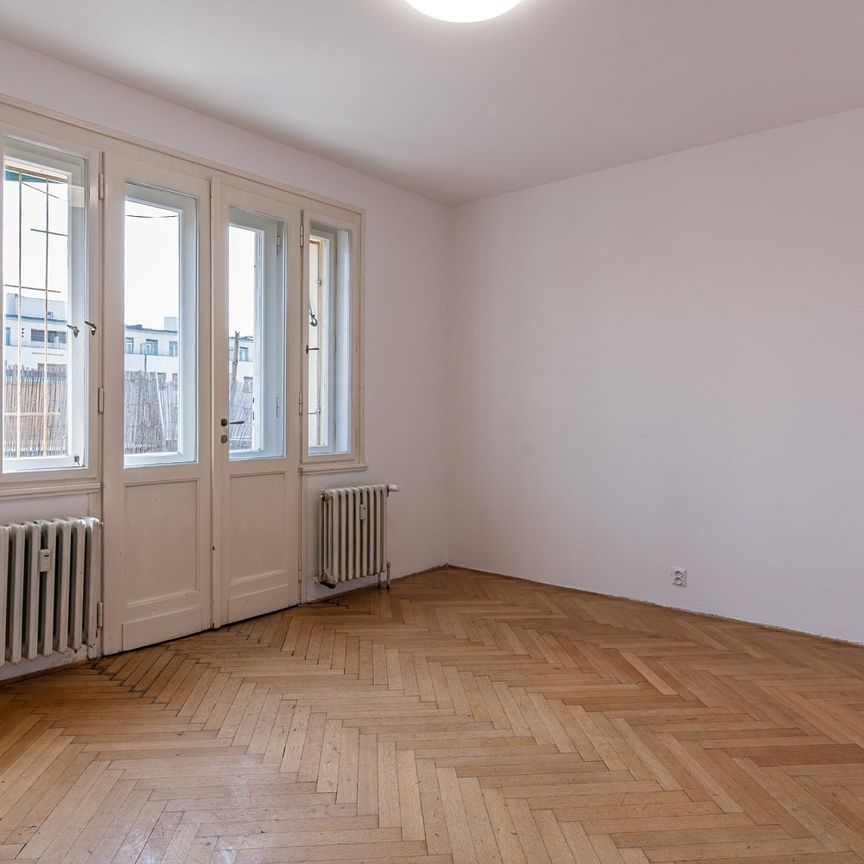 Pronájem bytu 2+1 45 m² - Photo 1