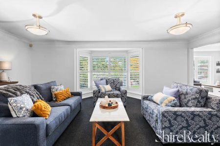 “Renovated Binet masterpiece meets ultimate convenience.” - Photo 2