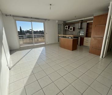 Appartement 3 pièces 71m2 MARSEILLE 12EME 1 054 euros - Photo 5