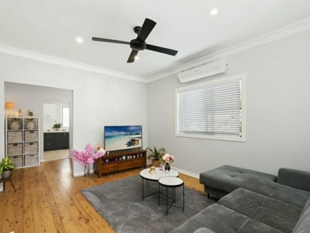 3 Bedroom Family Home - Photo 2
