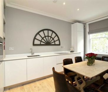 Porchester Square - Photo 2