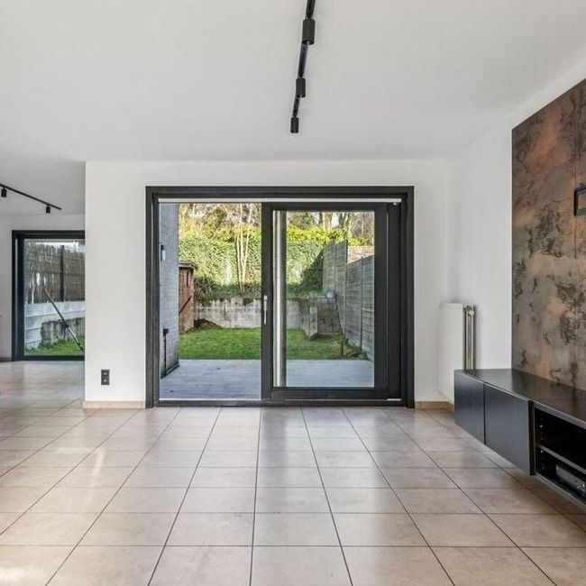 Woning te huur in Hekelgem voor € 1.450 met 3 slaapkamers - Photo 1