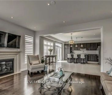 Detached Home For Lease | N9255081 - Photo 2