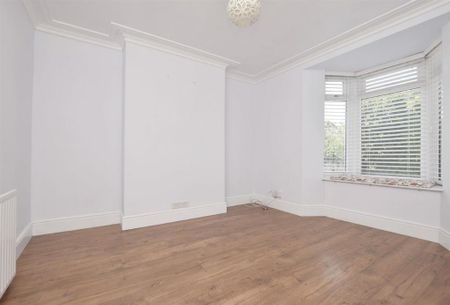 4 bedroom terraced house to rent - Photo 2