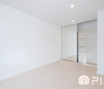 Modern 2 Bedroom Apartment close to amenities! For Lease NOW! - Photo 6